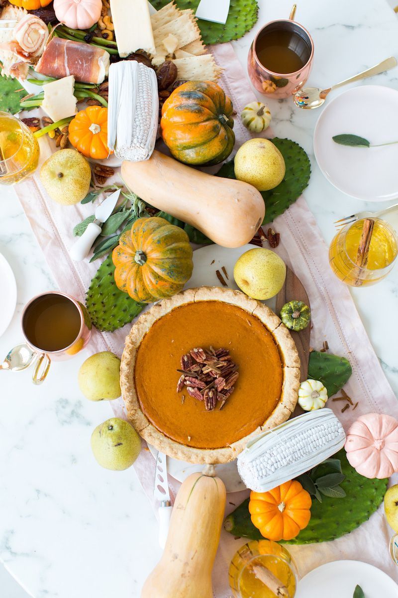 DIY Thanksgiving Centerpiece With Gourds Via Sugar And Cloth