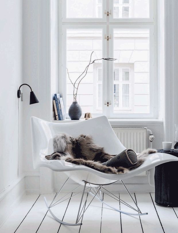 Scandi nordic reading nook design via Helle Jensen
