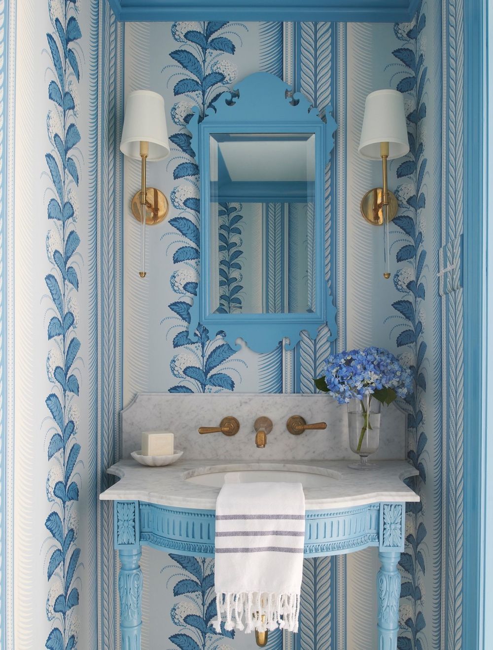 Powder room Blue theme